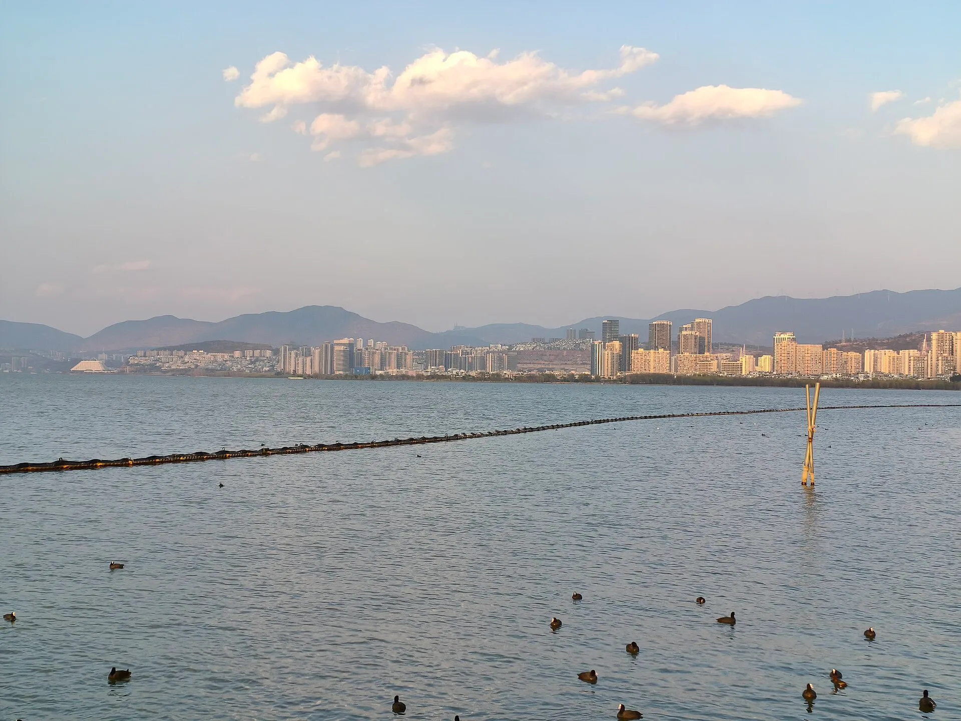 2月最佳旅行地：元阳梯田灌水期封面