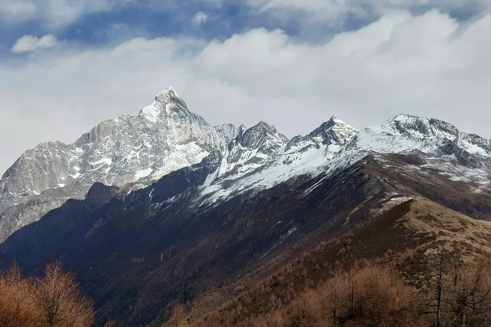 川西秘境 6 日养生环线｜温泉·雪山·藏寨（广州往返）线路封面