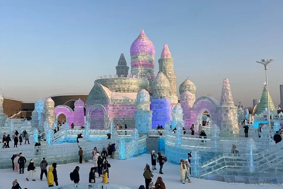 在哈尔滨和雪乡过春节：东北年味怎么体验封面