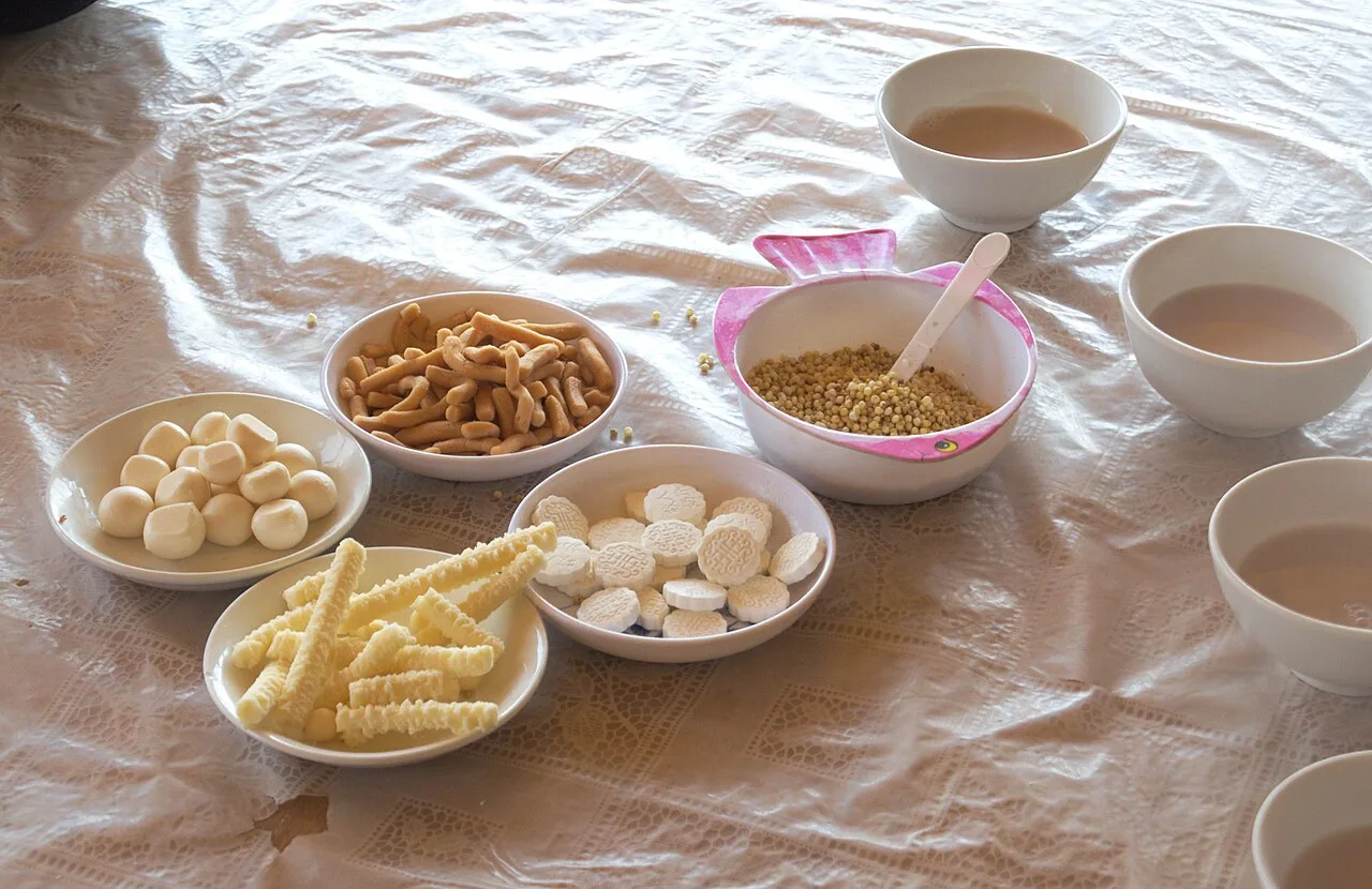 内蒙古手信怎么挑:牛肉干、奶食品与奶茶小礼盒