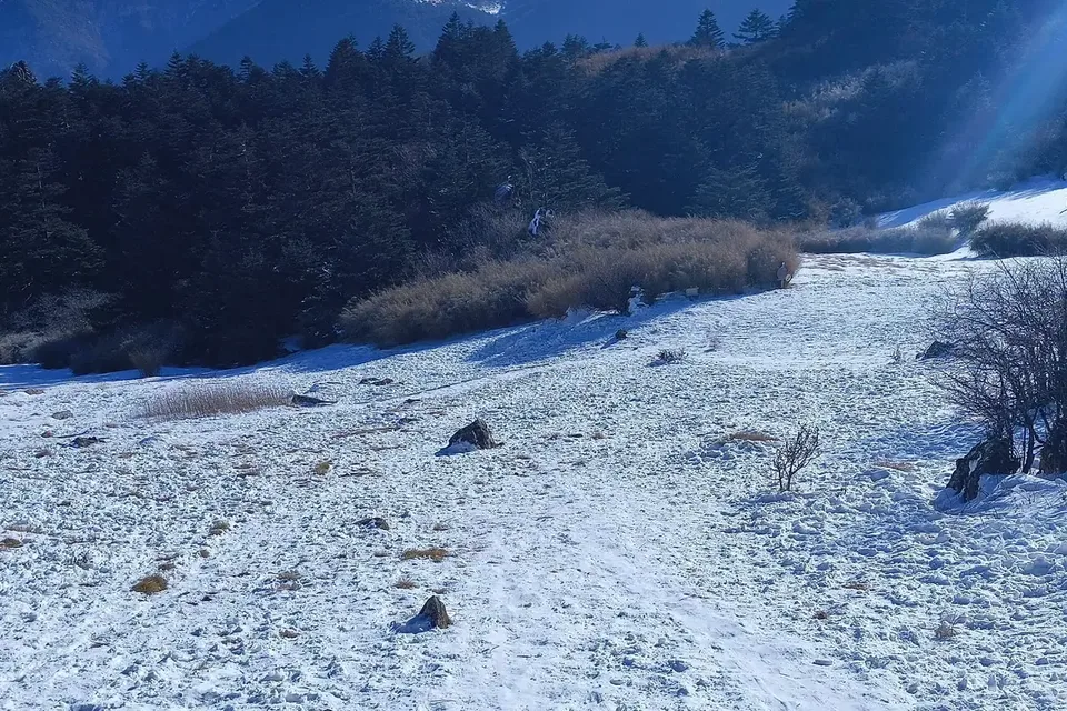 陕鄂甘滑雪场怎么选：太白鳌山与神农架 1