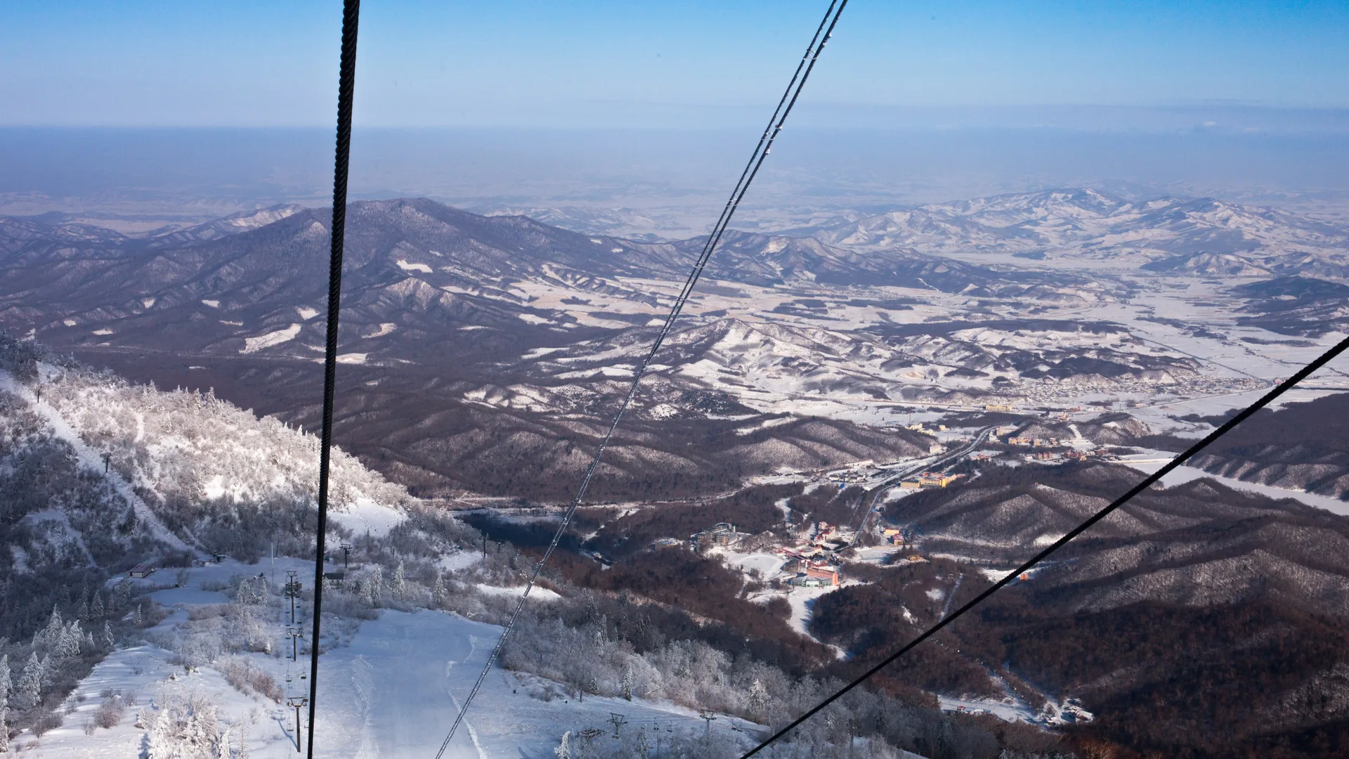 东北滑雪场怎么选：亚布力、北大湖与长白山