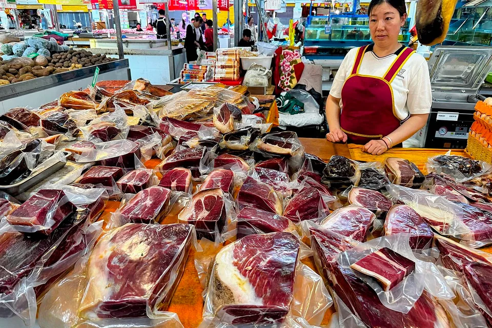 云南特产清单：鲜花饼、宣威火腿、咖啡与普洱茶怎么挑 2
