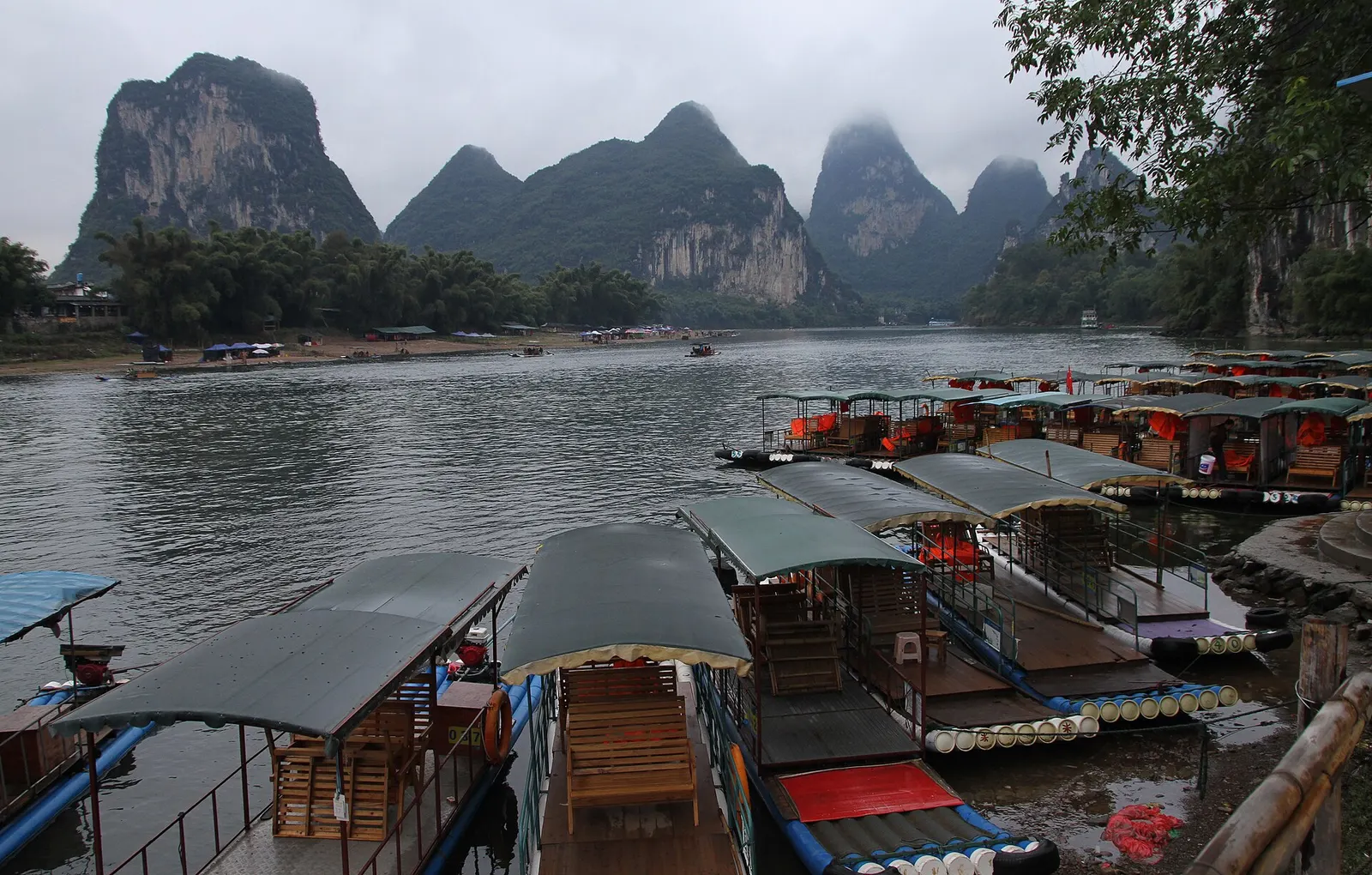 第一次去桂林和阳朔：游船、竹筏与住哪 1