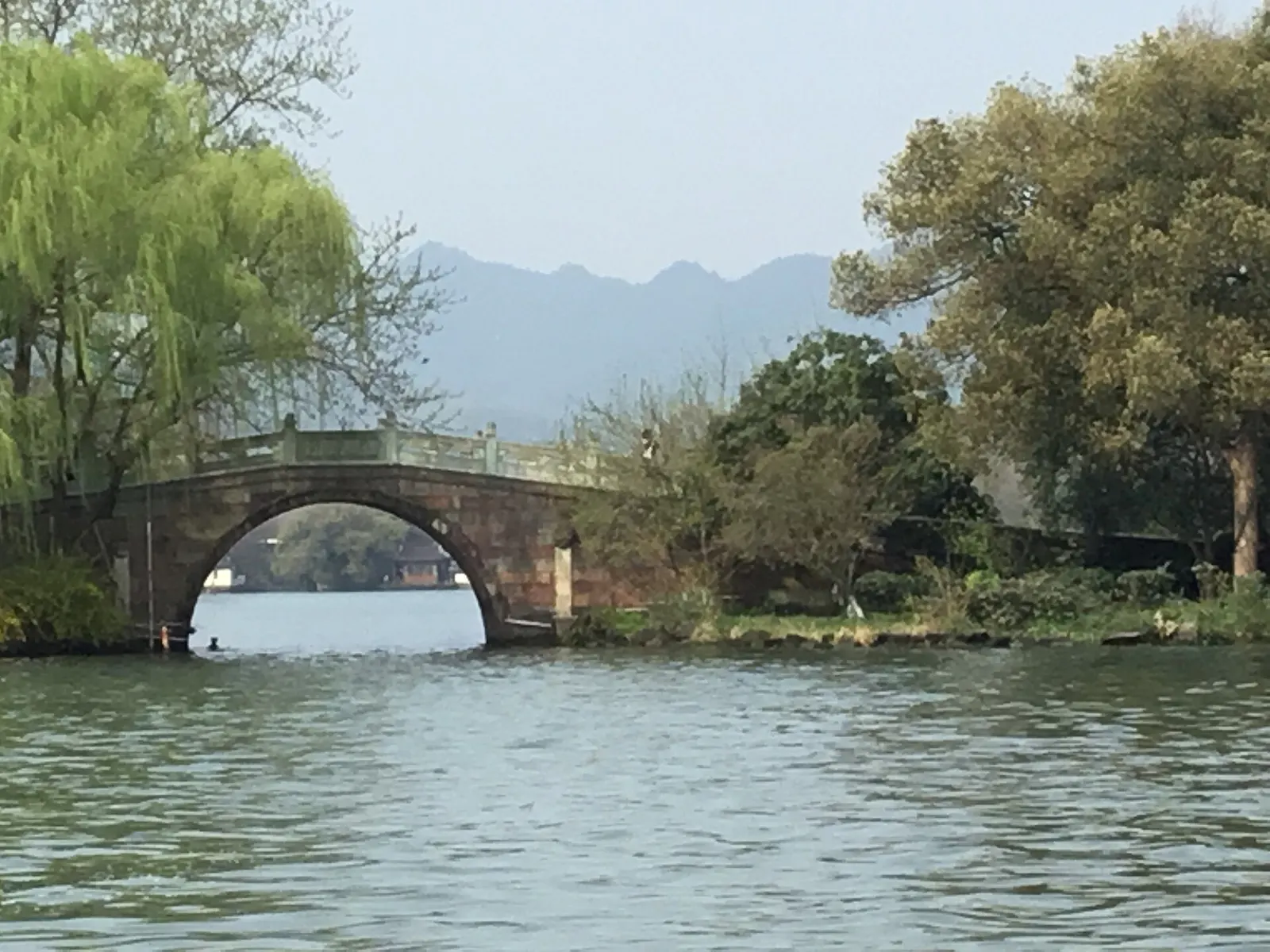 第一次去杭州：西湖一天怎么走、还能看什么 1